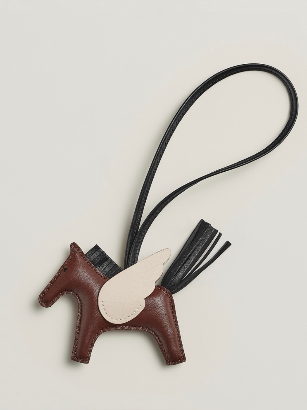 Rodeo Pegase PM charm Terre/Noir/Craie